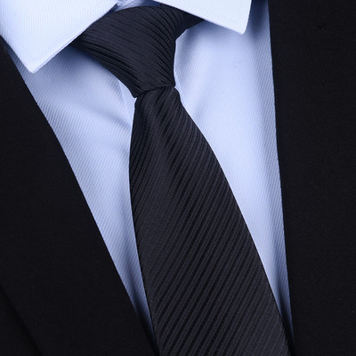Ανδρική γραβάτα σε μαύρο χρώμα