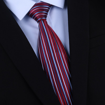 Ριγέ γραβάτα σε πολύχρωμα μοτίβα
