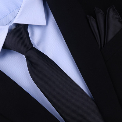 Tīra vīriešu kaklasaite trīs krāsās