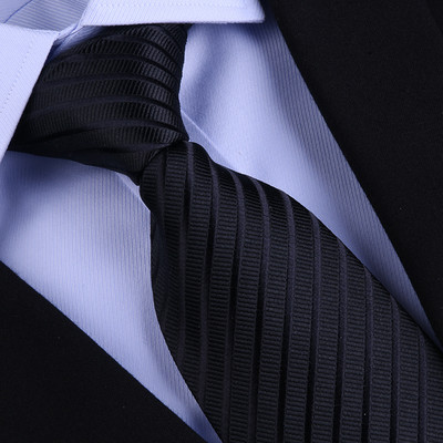 Jauna modeļa vīriešu kaklasaite - vairākas krāsas