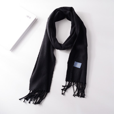 Vīriešu cietā šalles ikdienas modelis