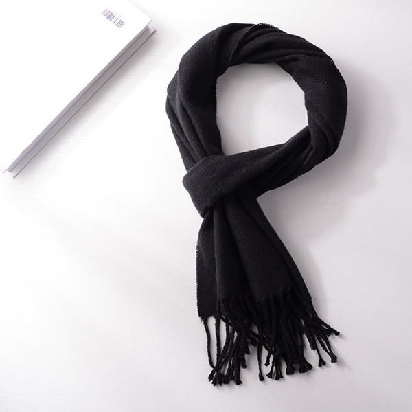 Vīriešu cietā šalles ikdienas modelis