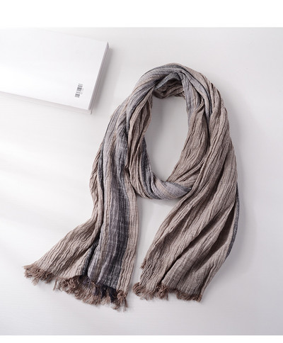 Svītrains vīriešu šalles ikdienas raksts