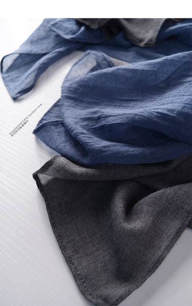 Klasisks vīriešu šalles ikdienas raksts