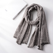 Retro modeļa vīriešu šalle ar apdruku