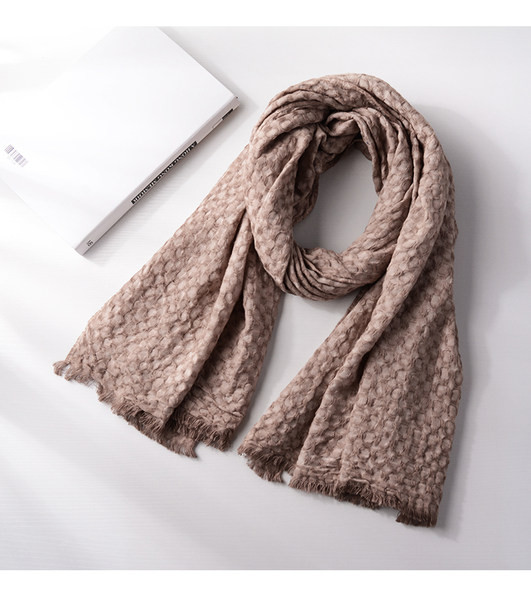 Retro modeļa vīriešu šalle ar apdruku