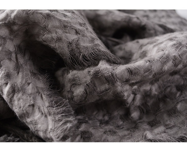 Retro modeļa vīriešu šalle ar apdruku