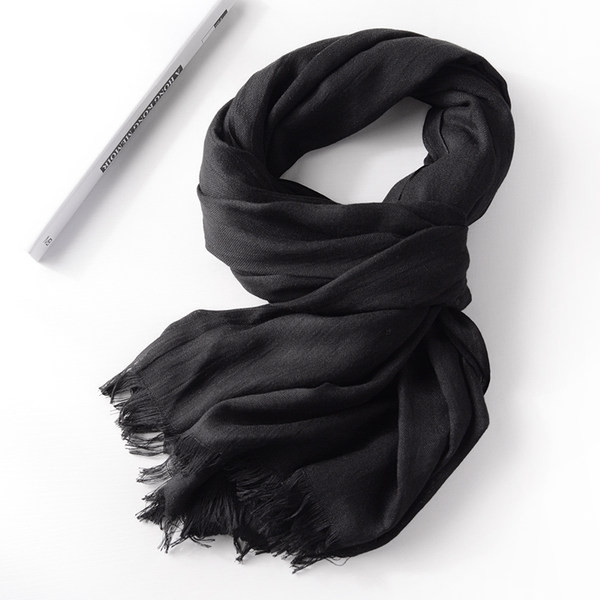 Jednobojni muški šal