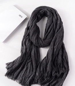 Μονόχρωμο ανδρικό κασκόλ casual μοτίβο