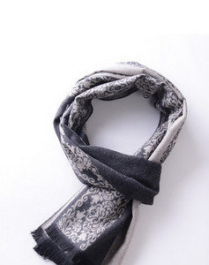 Ikdienas vīriešu apdrukas šalle