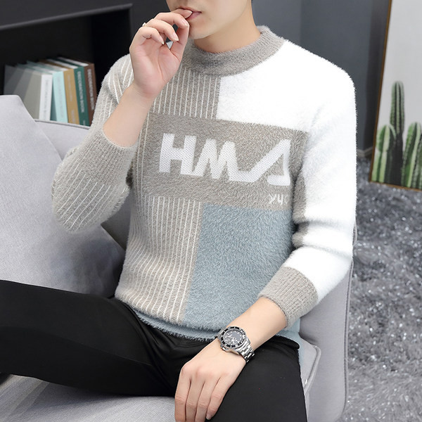 Vīriešu plīša džemperis ar uzrakstiem