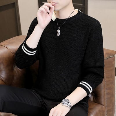 Ανδρικό πλεκτό πουλόβερ με οβάλ γιακά