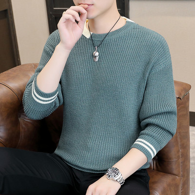 Ανδρικό πλεκτό πουλόβερ με οβάλ γιακά