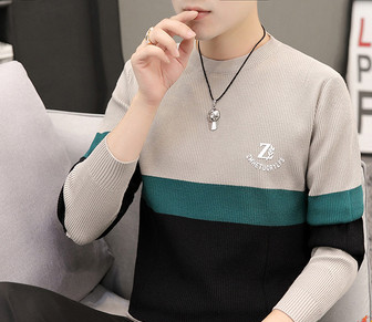 Ανδρικό χειμωνιάτικο πουλόβερ με οβάλ γιακά