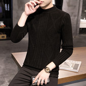 Muški pulover s reljefnim pletivom