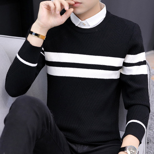 Ikdienas vīriešu džemperis ar - ovālu kakla izgriezumu