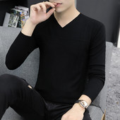 Ανδρικό πουλόβερ με λαιμόκοψη