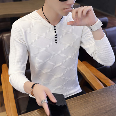 Vīriešu džemperis ar pogām