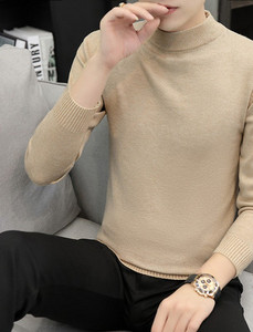 Elegants vīriešu džemperis ar augstu apkakli