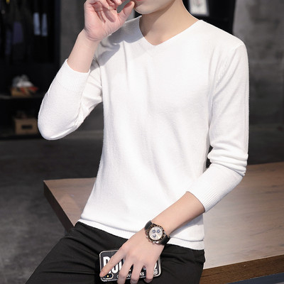 Ανδρικό πουλόβερ με λαιμόκοψη V