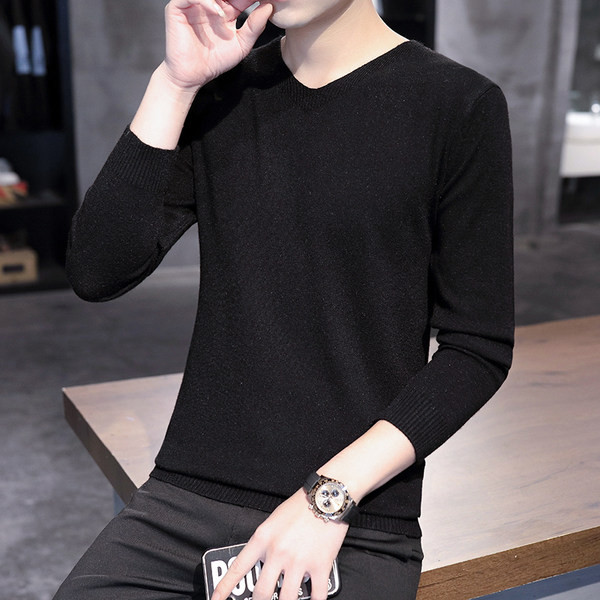 Ανδρικό πουλόβερ με λαιμόκοψη V