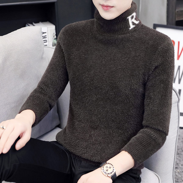 Vīriešu plīša džemperis ar izšuvumu