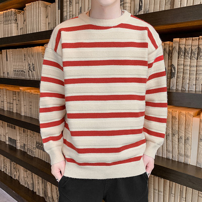 Novi model jesenskog muškog džempera sa ovalnom kragnom