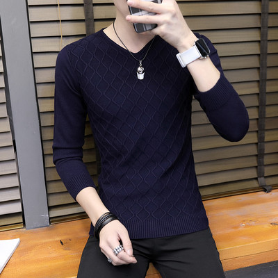 Eleganta vīriešu blūze ar V veida kakla izgriezumu