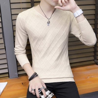 Eleganta vīriešu blūze ar V veida kakla izgriezumu