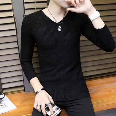 Eleganta vīriešu blūze ar V veida kakla izgriezumu