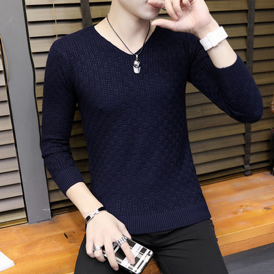 Eleganta vīriešu blūze ar V veida kakla izgriezumu