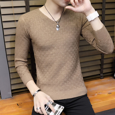 Eleganta vīriešu blūze ar V veida kakla izgriezumu