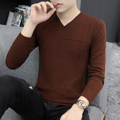Μοντέρνο ανδρικό πουλόβερ με λαιμόκοψη σε πολλά μοντέλα