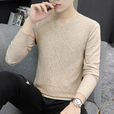 Ανδρικό πουλόβερ με λαιμόκοψη σε διάφορα χρώματα