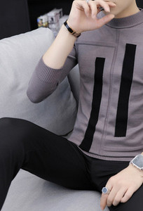 Rudens vīriešu blūze ar garām piedurknēm