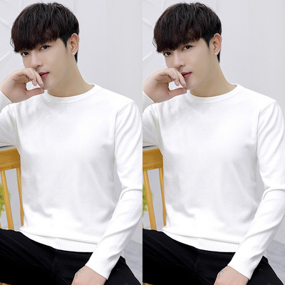 Vienkrāsains vīriešu džemperis ar ovālu kakla izgriezumu