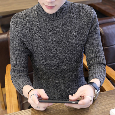 Ανδρικό εμπριμέ πουλόβερ με λαιμόκοψη