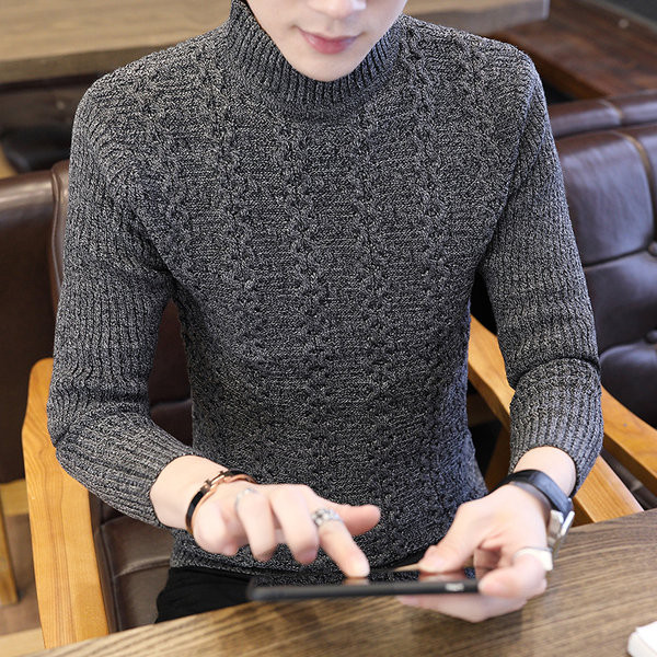 Ανδρικό εμπριμέ πουλόβερ με λαιμόκοψη