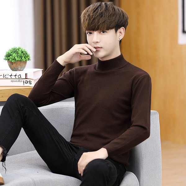 Vīriešu džemperis - tīrs modelis ar augstu apkakli