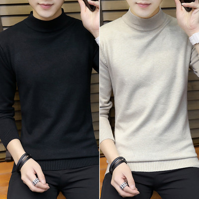 Masīvs vīriešu džemperis līdz kakla vidum