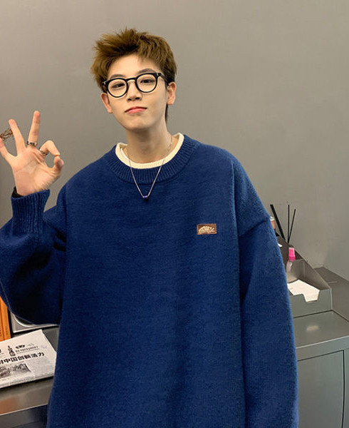 Ανδρικό πουλόβερ - φαρδύ μοντέλο