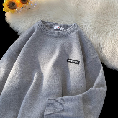 Φαρδύ πλεκτό πουλόβερ με οβάλ λαιμόκοψη