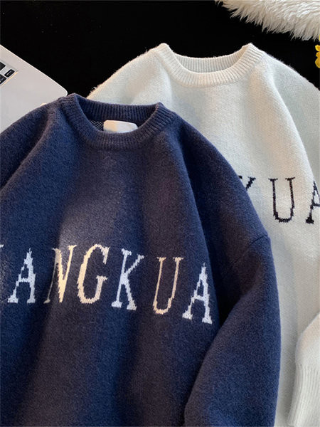 Ανδρικό χειμωνιάτικο πουλόβερ με ρετρό σχέδιο