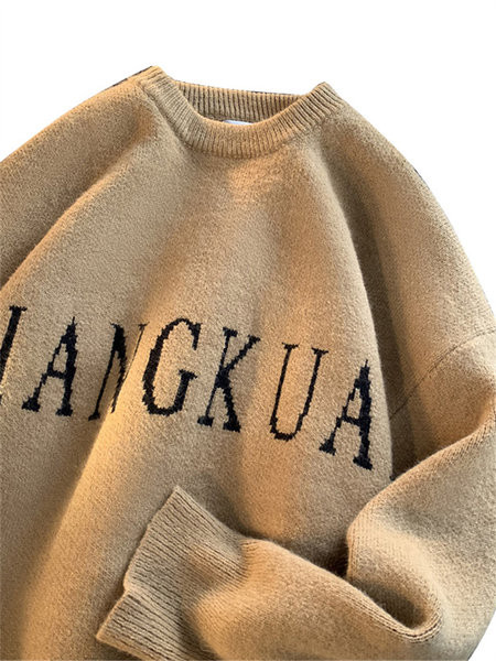 Ανδρικό χειμωνιάτικο πουλόβερ με ρετρό σχέδιο