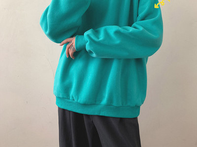 Brīva vīriešu blūze ar garām piedurknēm