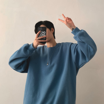 Brīva vīriešu blūze ar garām piedurknēm