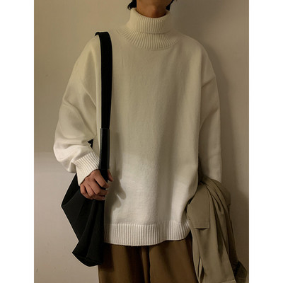 Obični muški pulover s polo ovratnikom i postavom