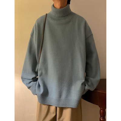 Obični muški pulover s polo ovratnikom i postavom