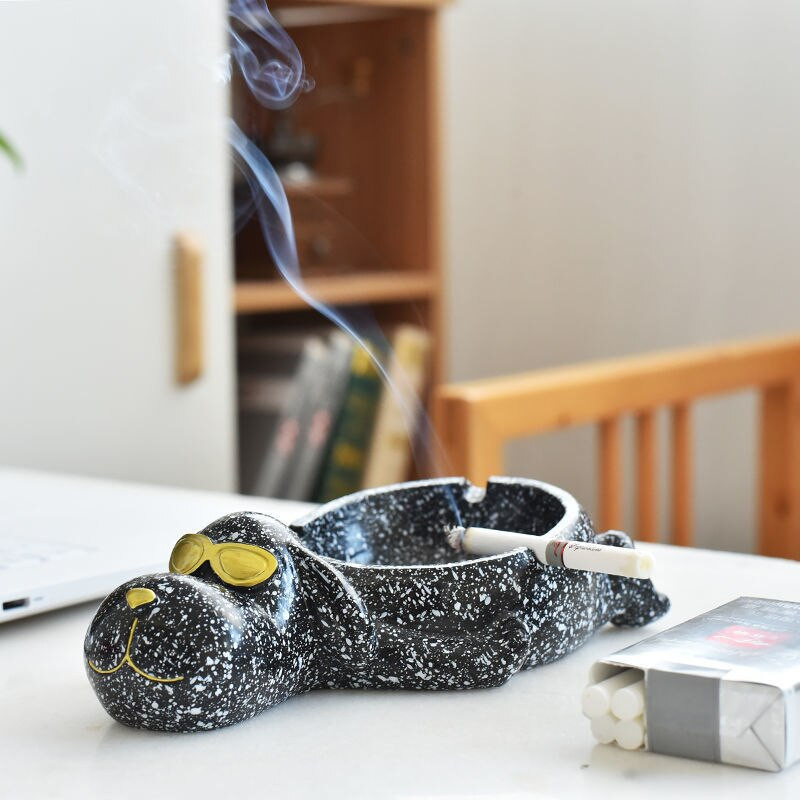 Kūrybinga peleninė nuo skraidančių pelenų buitinė didelės talpos miela animacinių filmų šunų dervos peleninė namų puošmena dovana vaikinui