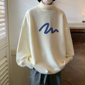 Ανδρικό εμπριμέ πουλόβερ με λαιμόκοψη